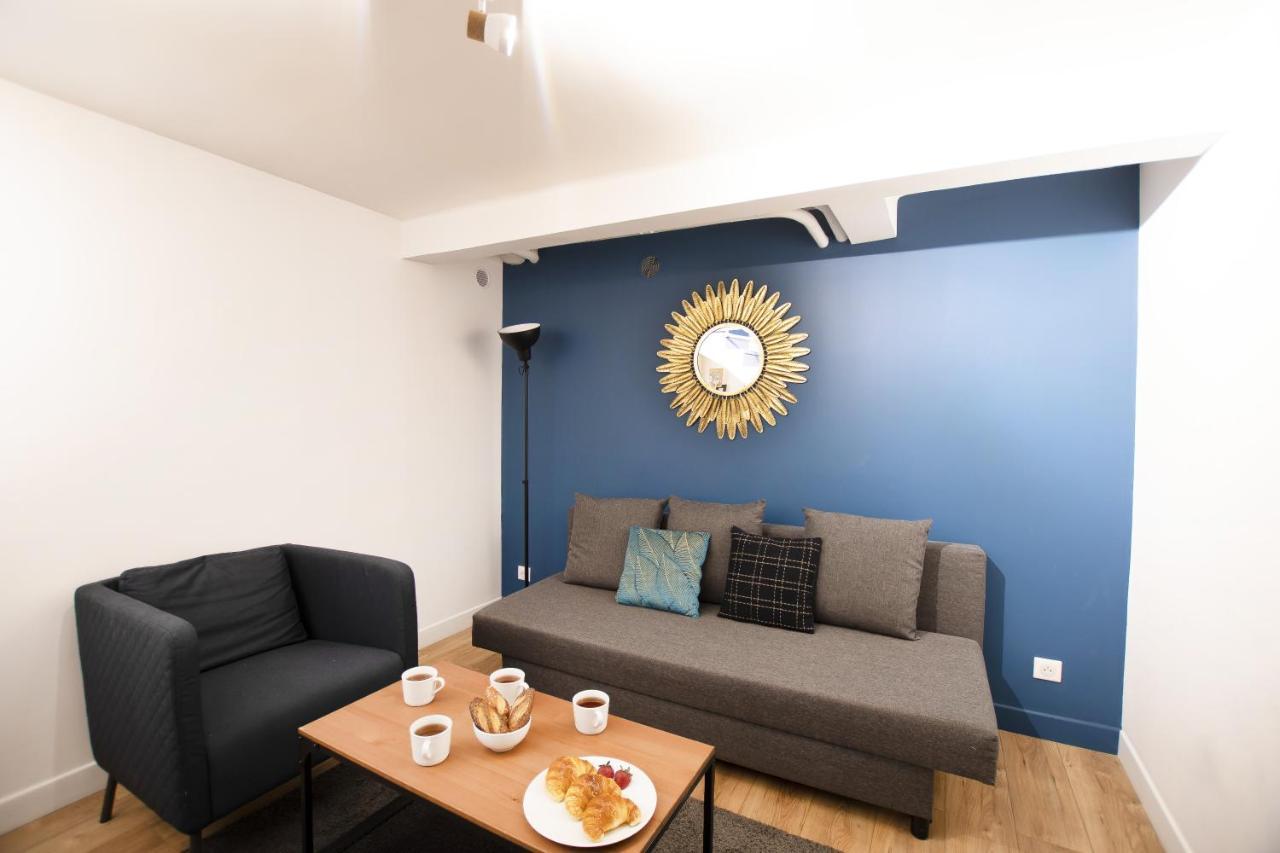 Bel Appartement Idealement Situe - Tour Eiffel Paris Exteriör bild